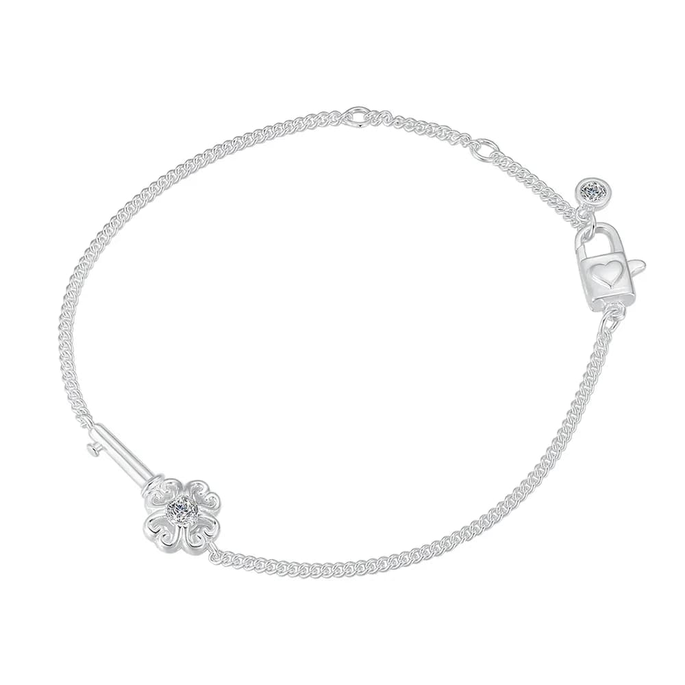 Flower Charm Bracelet in Silver — Sterling silver