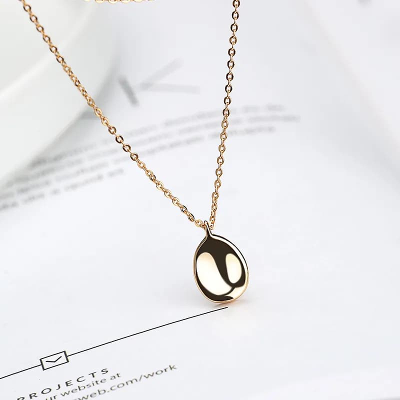 Teardrop Disc Necklace in Champagne Gold — Sterling silver