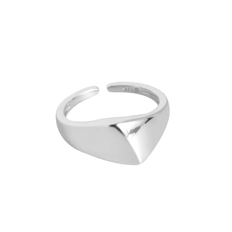 Pyramid Edge Ring in Platinum — Sterling silver