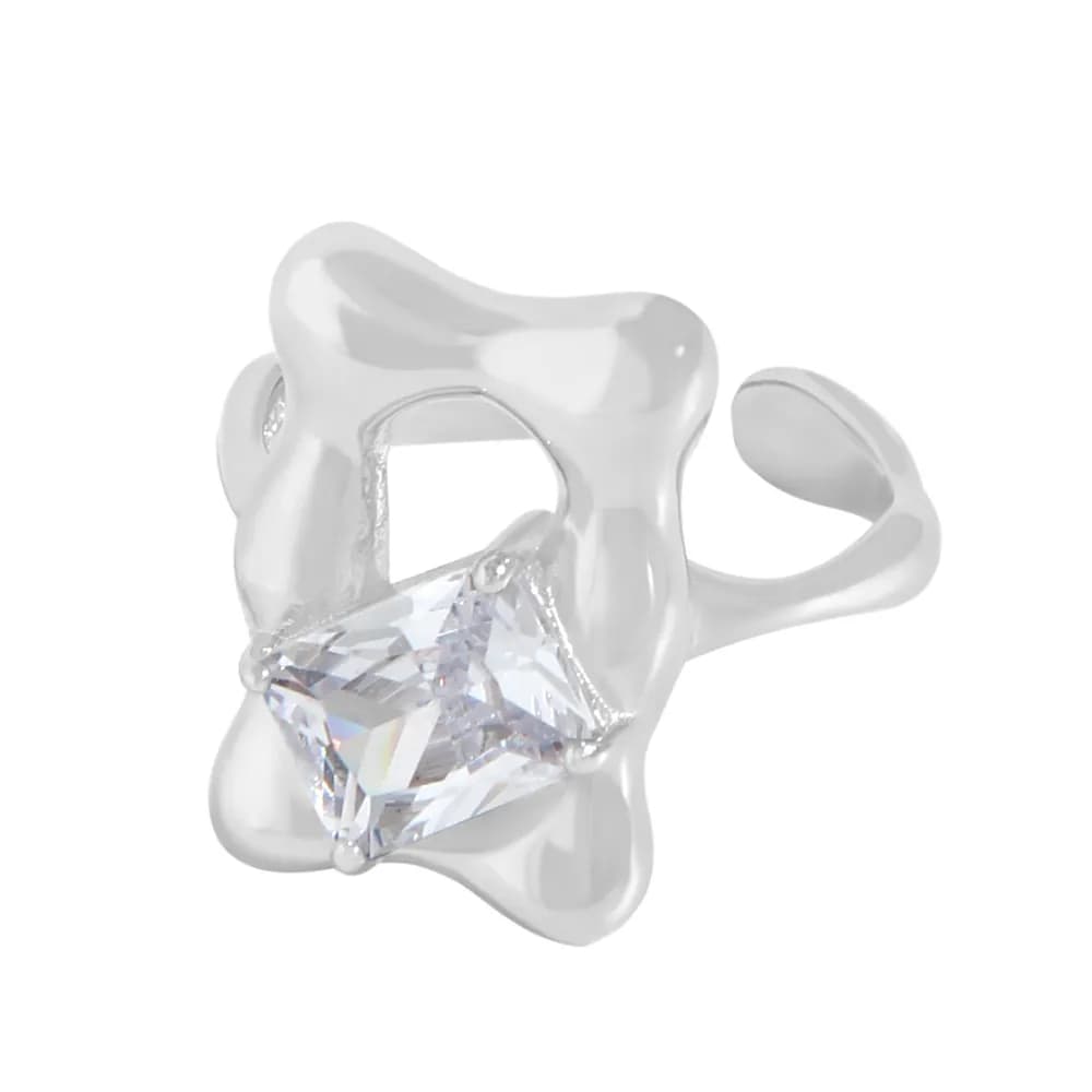 Petal Frame Ring in Platinum — Sterling silver