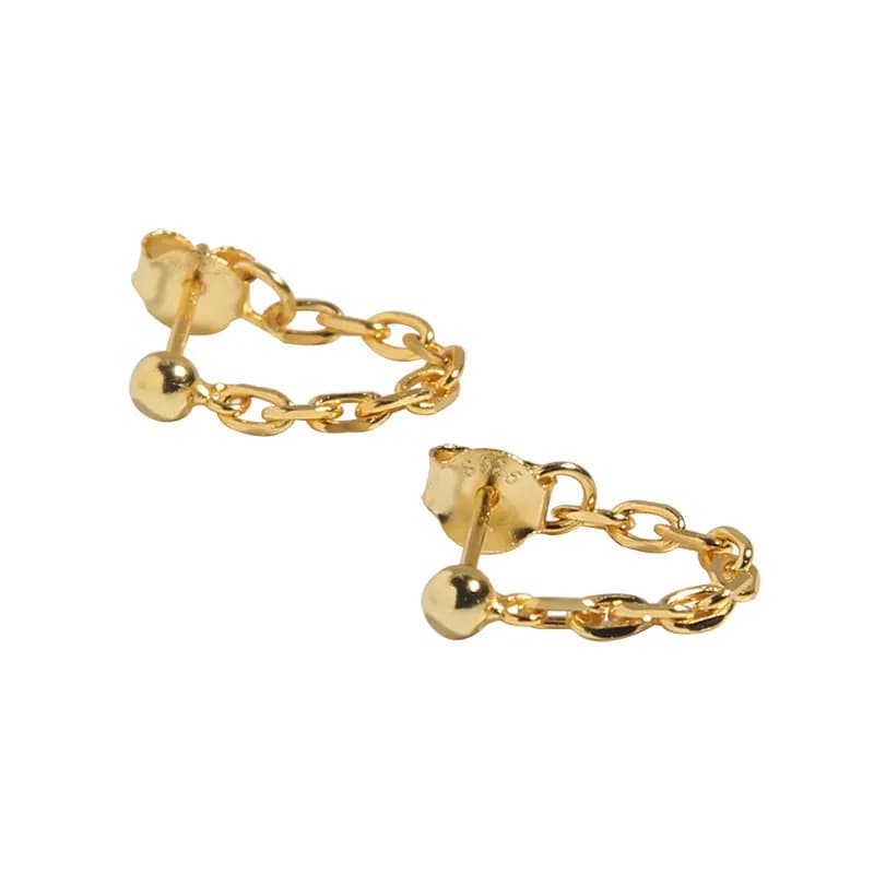 Chain Link Hoop Earrings in Gold — Sterling silver