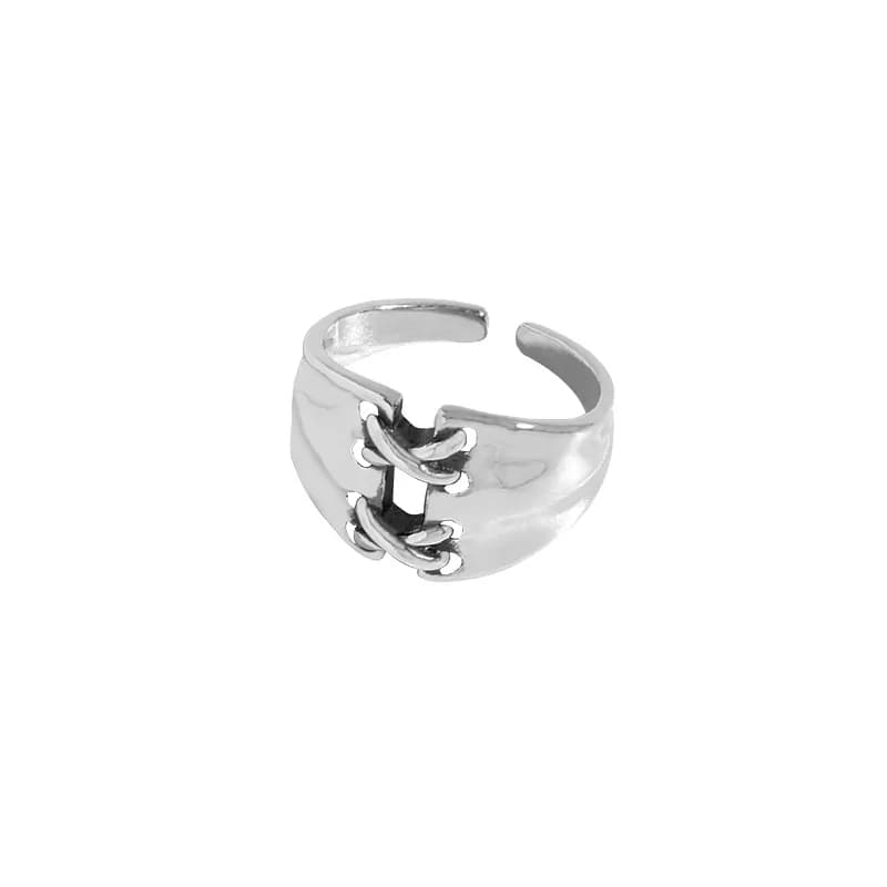 Chain Link Ring in Antique Silver — Sterling silver