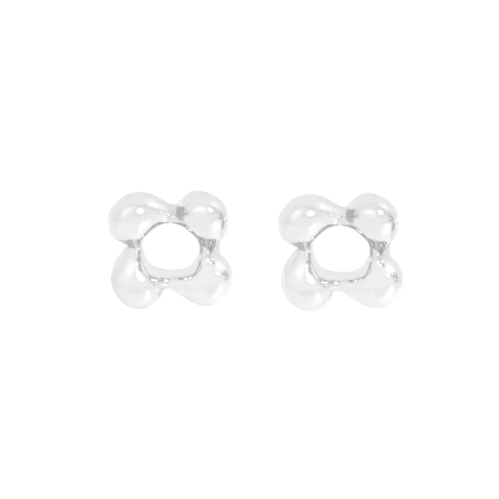 Quatrefoil Stud Earrings in Platinum — Sterling silver