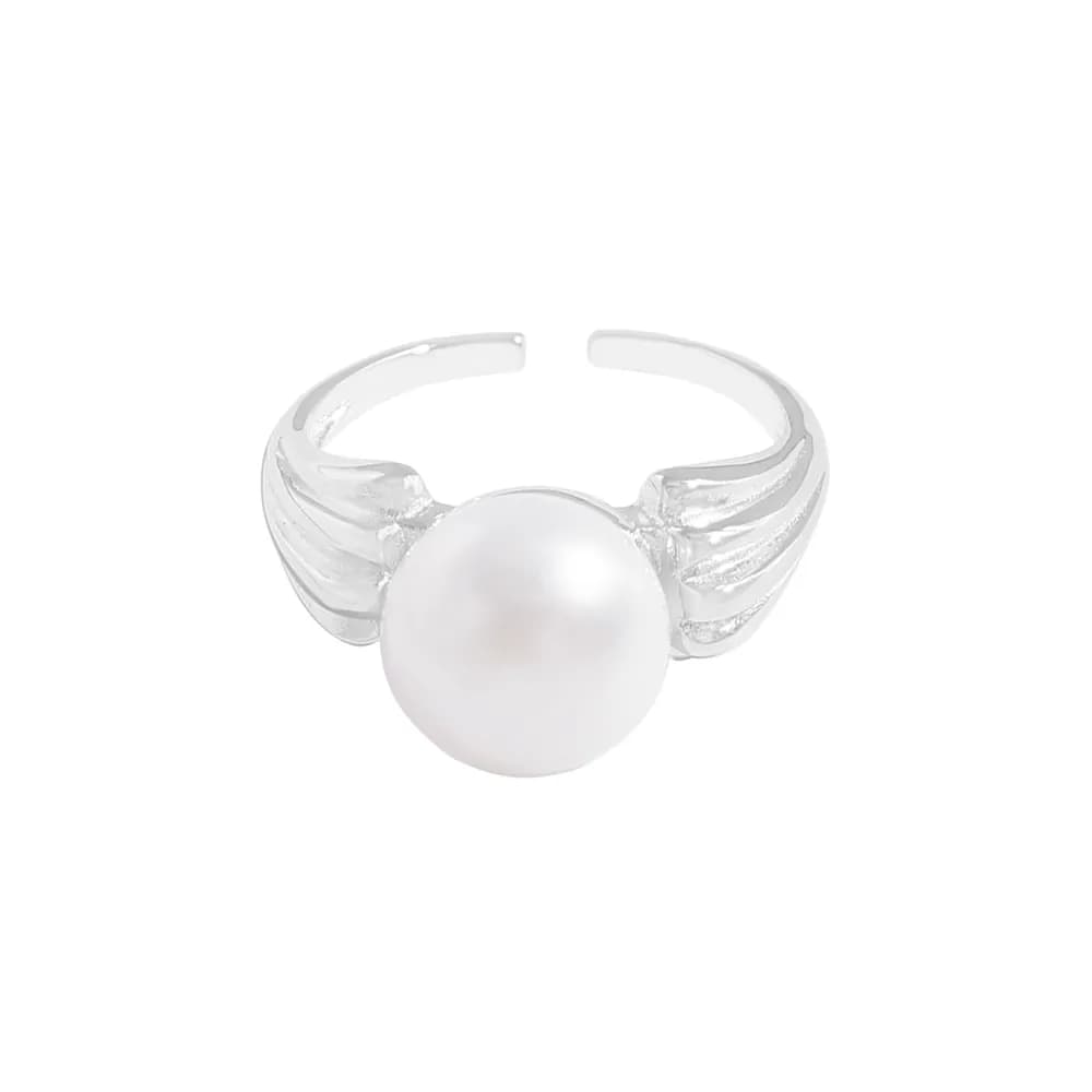 Pearl Split Shank Ring in Silver — Sterling silver