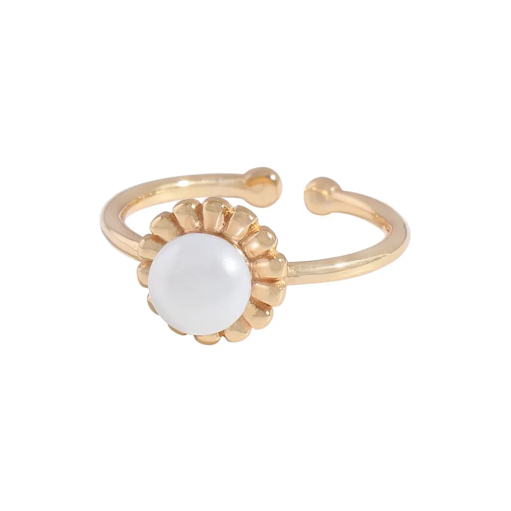 Pearl Flower Ring in Gold — Sterling silver