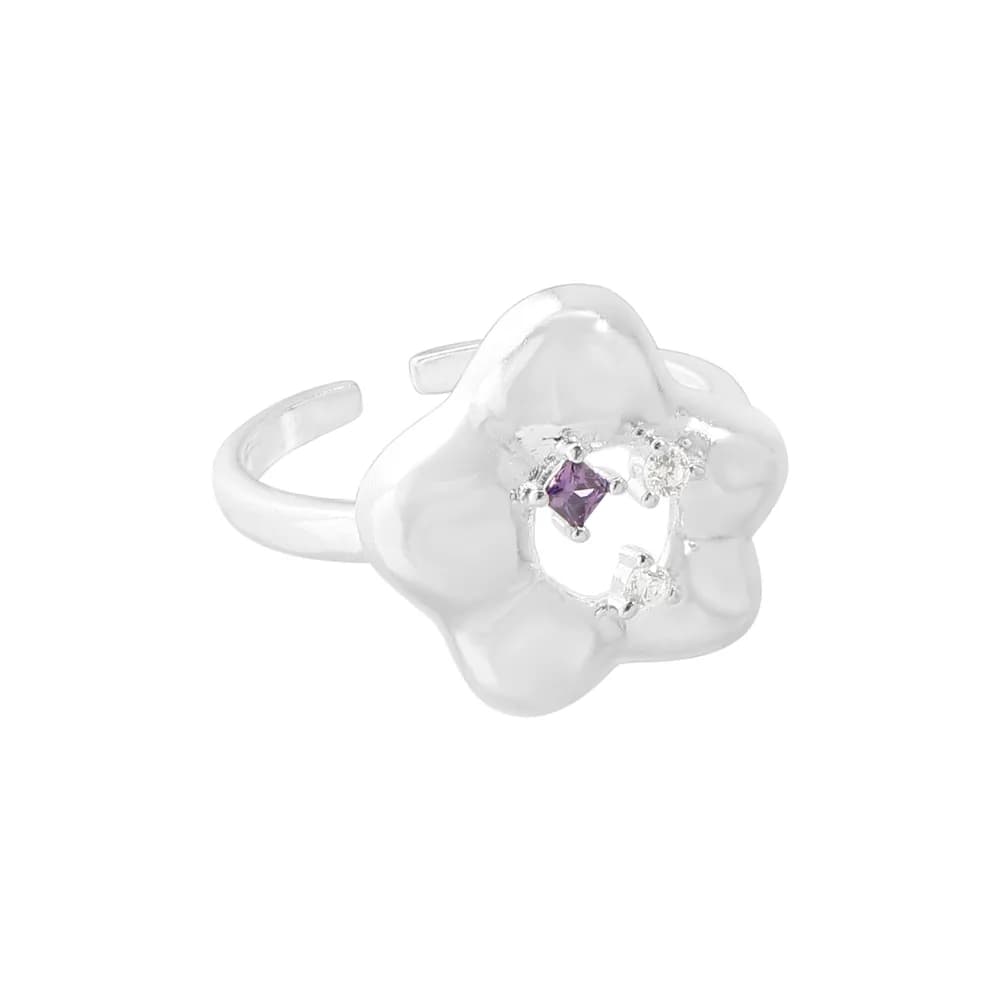 Petal Flower Ring in Silver — Sterling silver