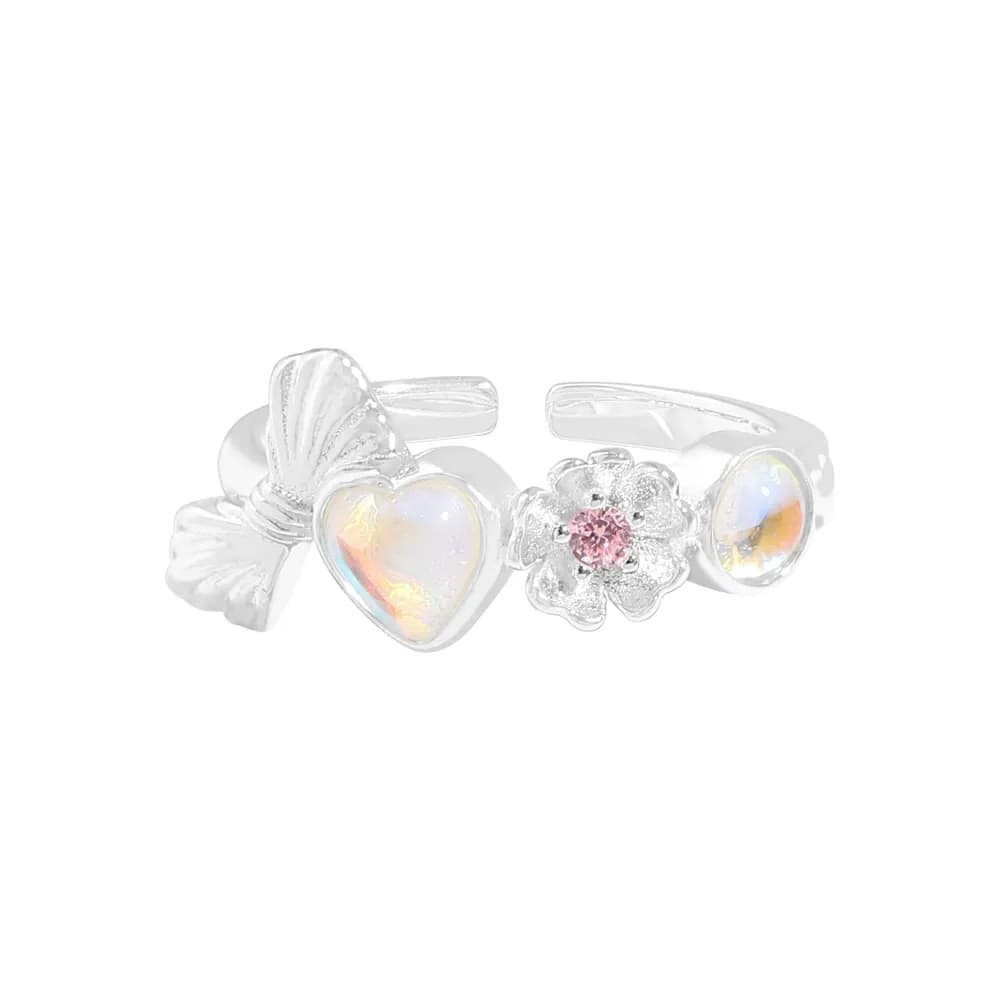 Opalescent Heart Ring in Silver — Sterling silver