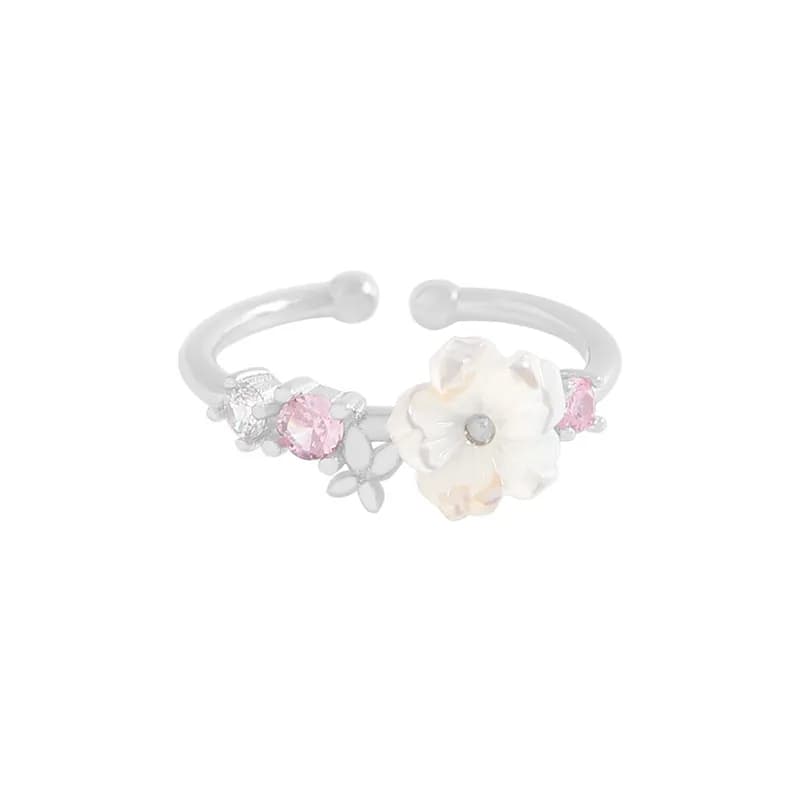 Floral Petal Ring in Platinum — Sterling silver