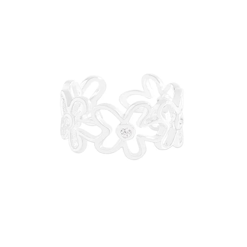 Floral Link Ring in Silver — Sterling silver