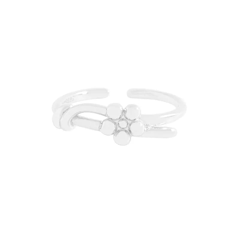 Five-Petal Flower Ring in Silver — Sterling silver