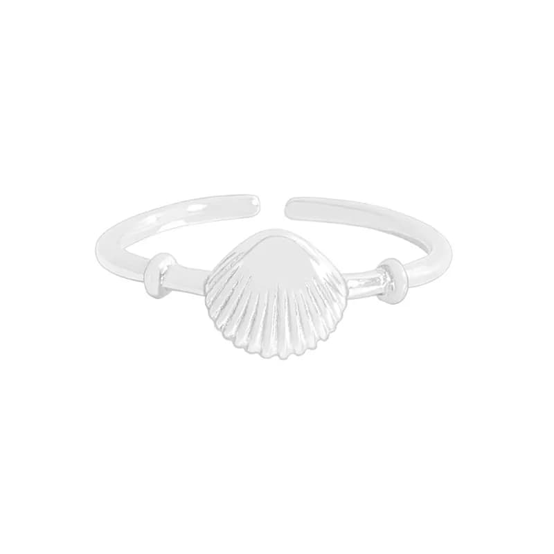 Scallop Shell Ring in Silver — Sterling silver
