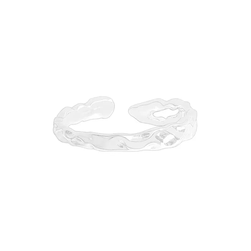 Wavy Band Ring in Silver — Sterling silver