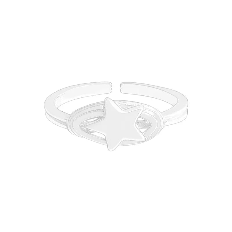 Star Oval Ring in Silver — Sterling silver
