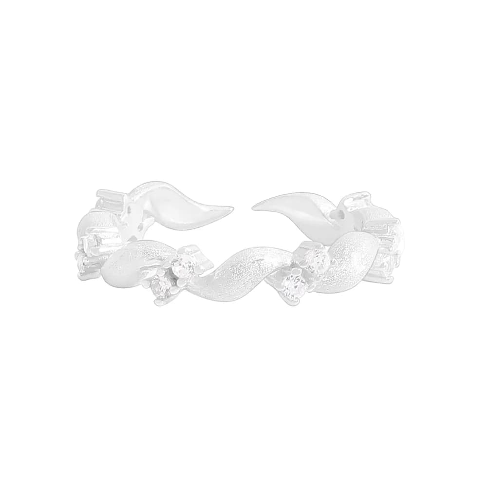 Interlocking Wave Ring in Silver — Sterling silver
