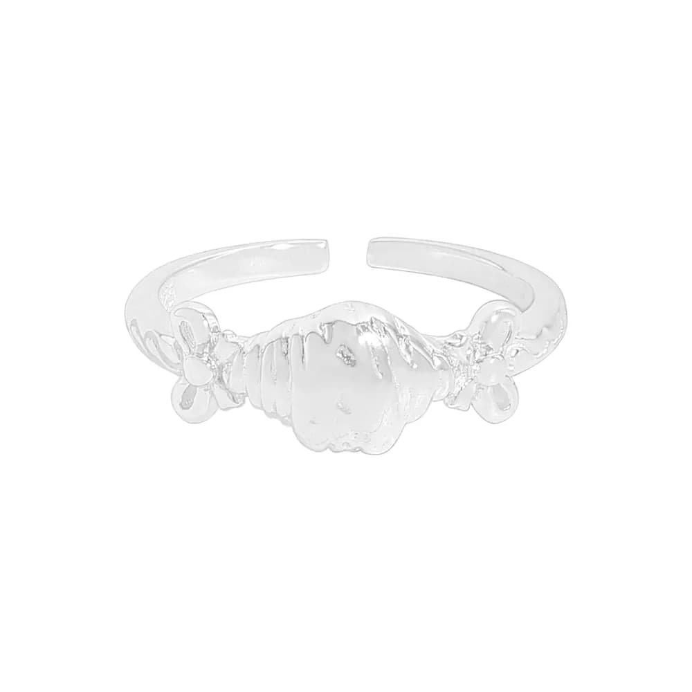 Shell Bead Ring in Silver — Sterling silver