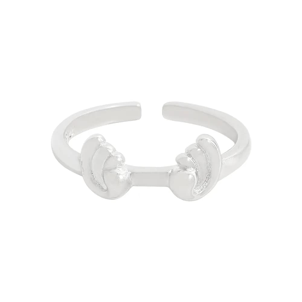 Petal End Ring in Silver — Sterling silver