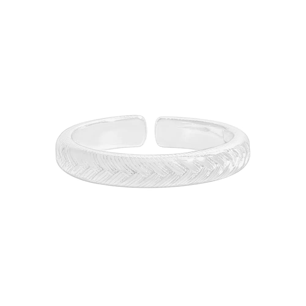 Herringbone Ring in Silver — Sterling silver