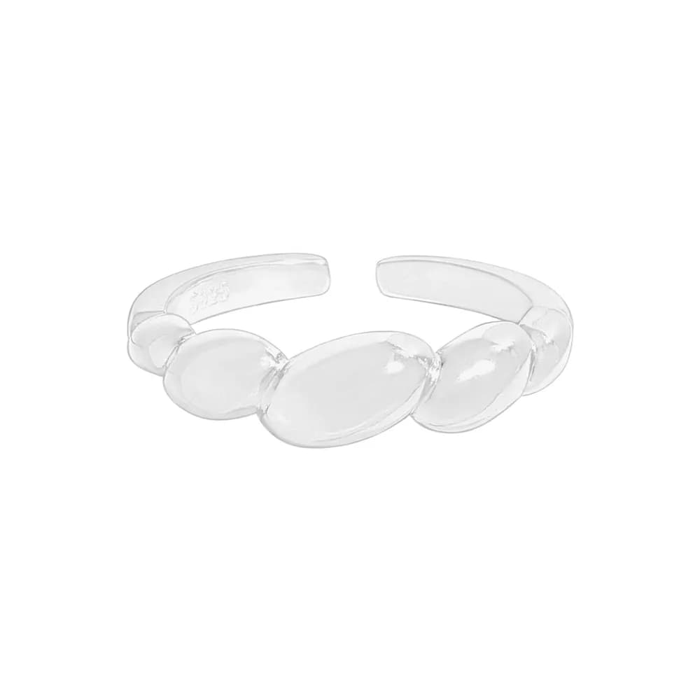 Beaded Oval Ring in Silver — Sterling silver