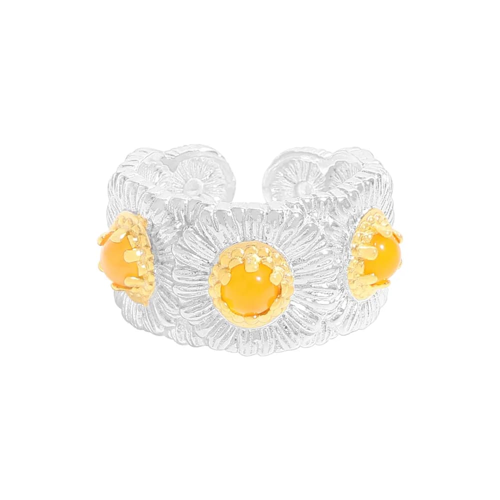 Floral Textured Band Ring in Gold — Sterling silver