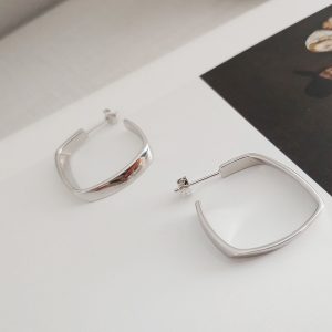 Klintia Earrings