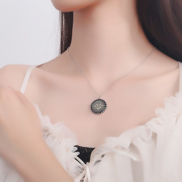 Warynella Necklace - Image 3