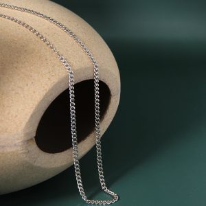 Elegina Necklace