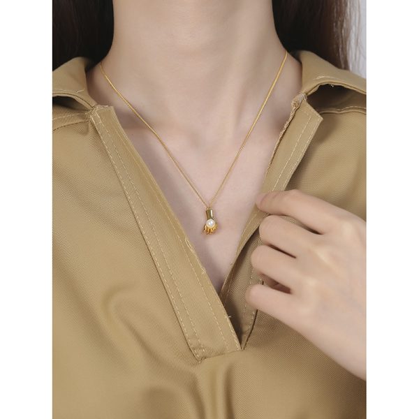 Novva Necklace - Image 4