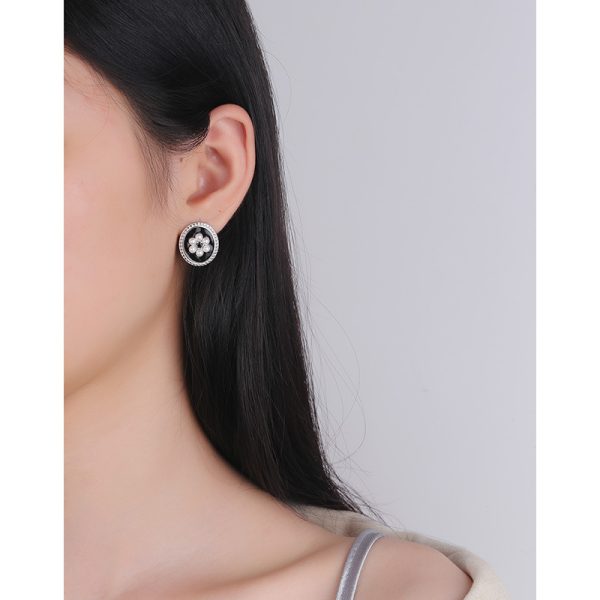 Yanandria Earrings - Image 4