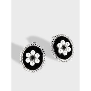 Yanandria Earrings