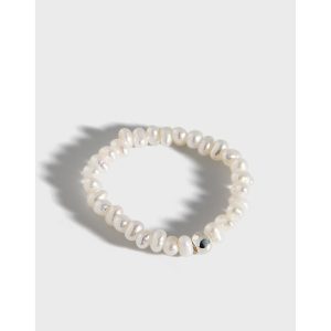 Caralune Ring