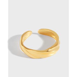 Eliana Ring