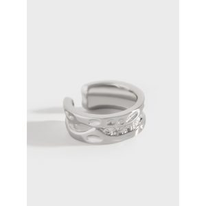 Calyra Ring