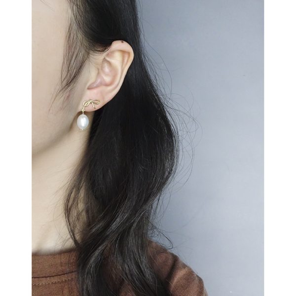 Zelunara Earrings - Image 4