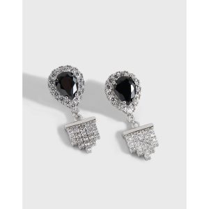 Ulythria Earrings