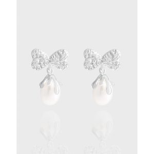 Venturia Earrings