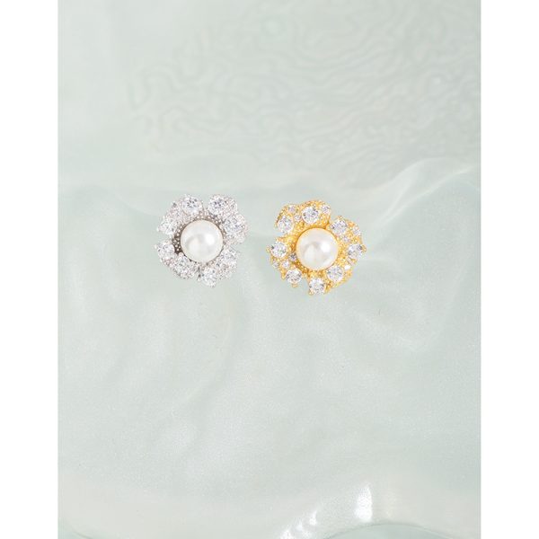 Nindra Earrings - Image 2