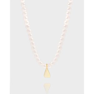 Deraselle Necklace