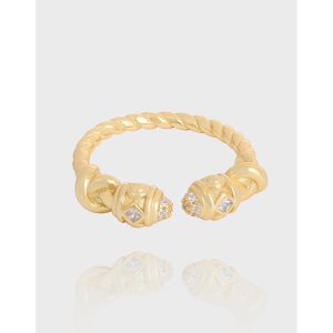 Velithra Ring