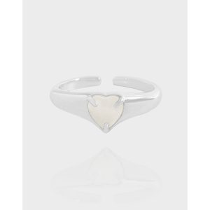 Eralise Ring