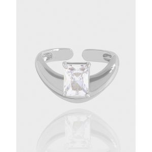 Venira Ring