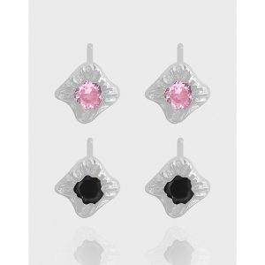 Delithra Earrings