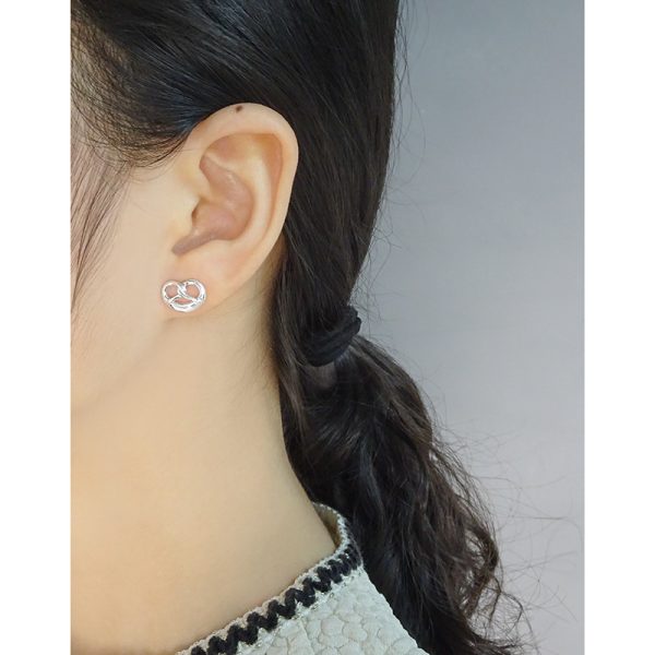 Araelune Earrings - Image 4