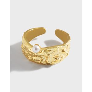 Eira Ring