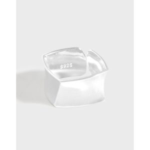 Rivia Ring