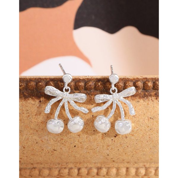 Luvisa Earrings - Image 2