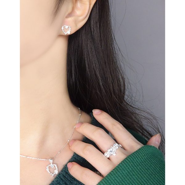 Raelindra Necklace - Image 4