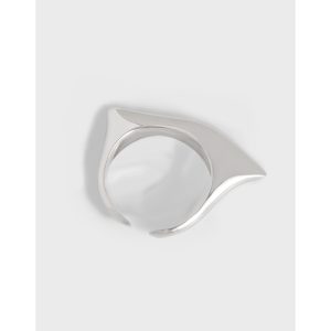 Helythra Ring