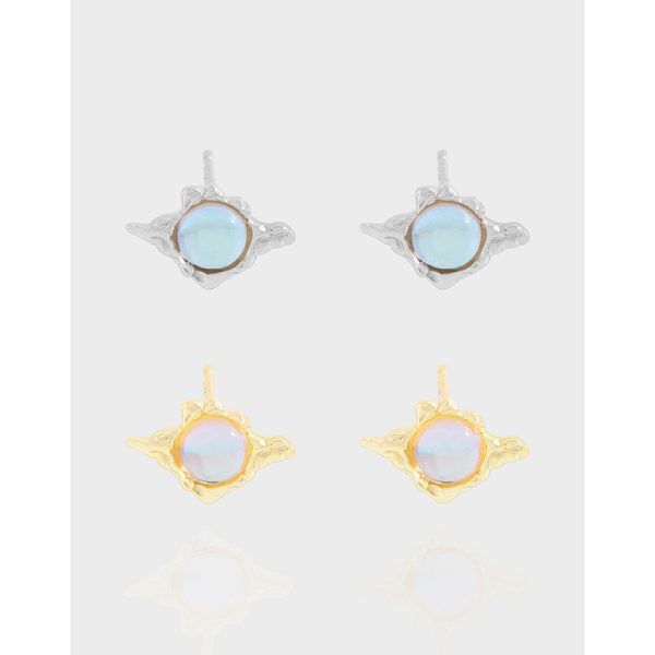 Vaelune Earrings
