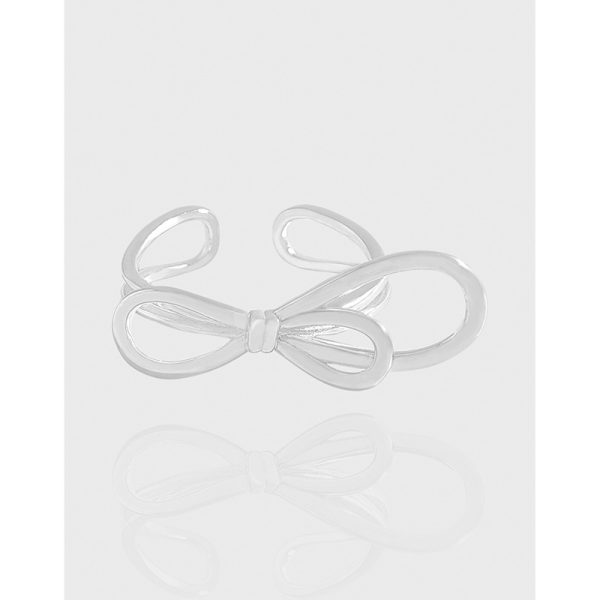 Feloria Ring