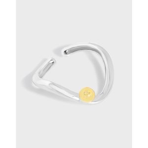 Lioraella Ring
